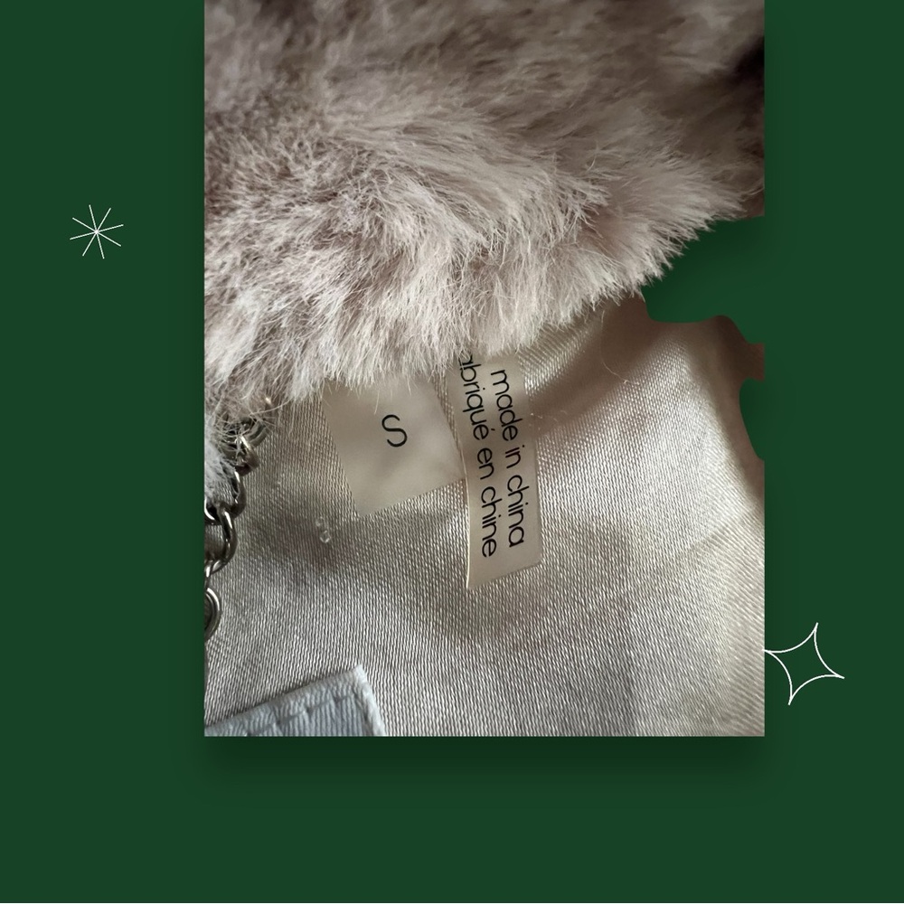 *** SOLD ***Klein Chevron Faux Fur Champagne Cream Coat. SZ.S - Picture 9 of 11